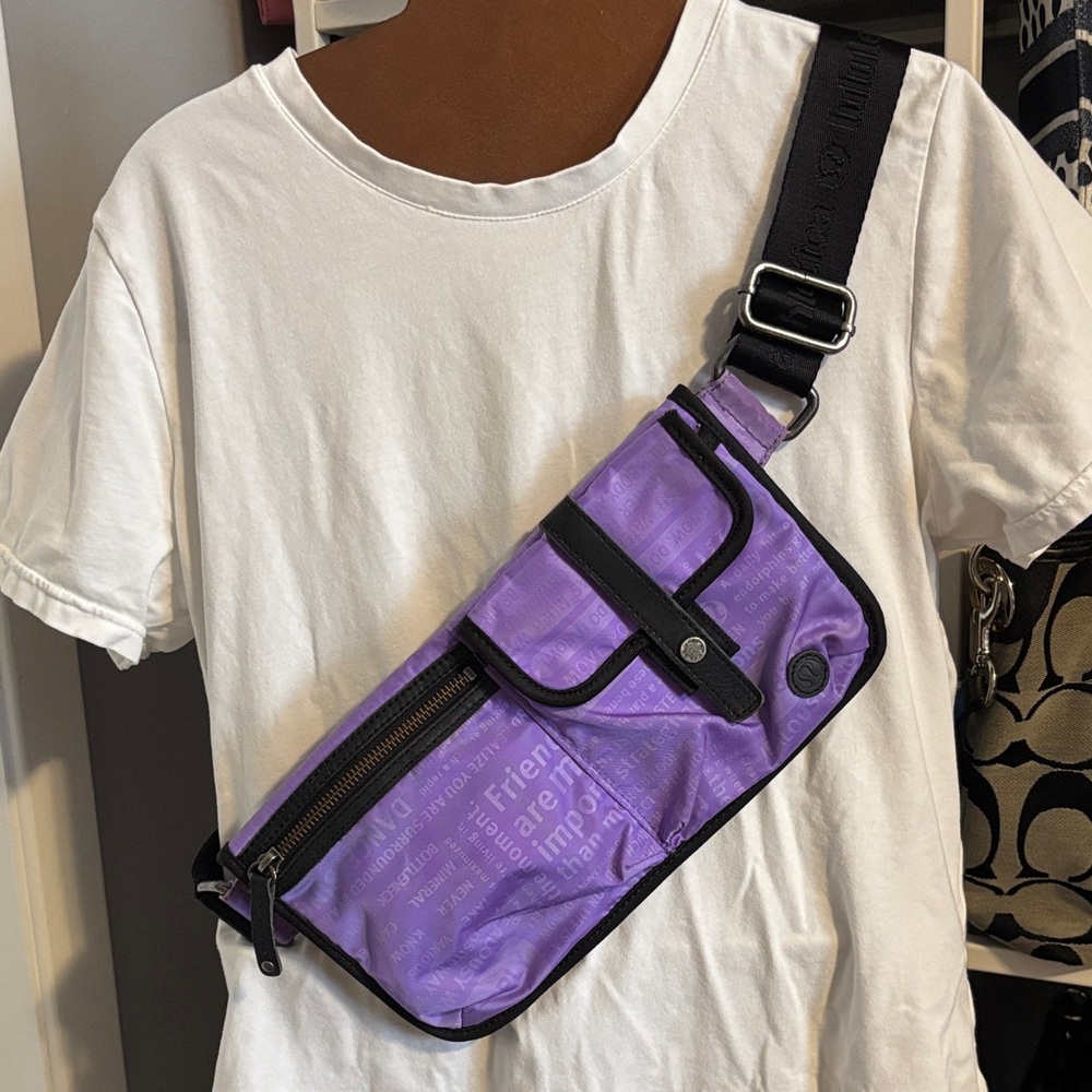 Lululemon Athletica Purple Dog Walker Fanny Pack